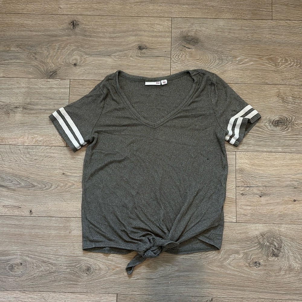 Juniors tied front Tee